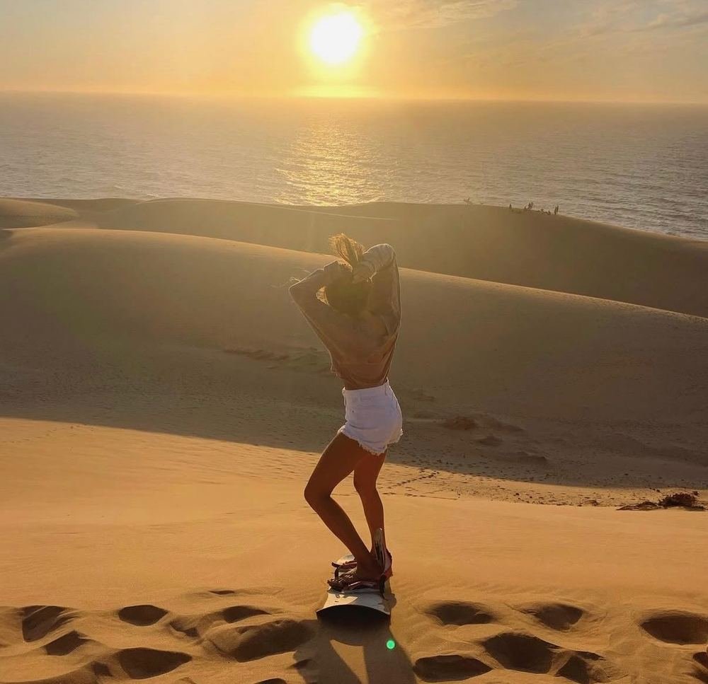 Sandboard sur les dunes